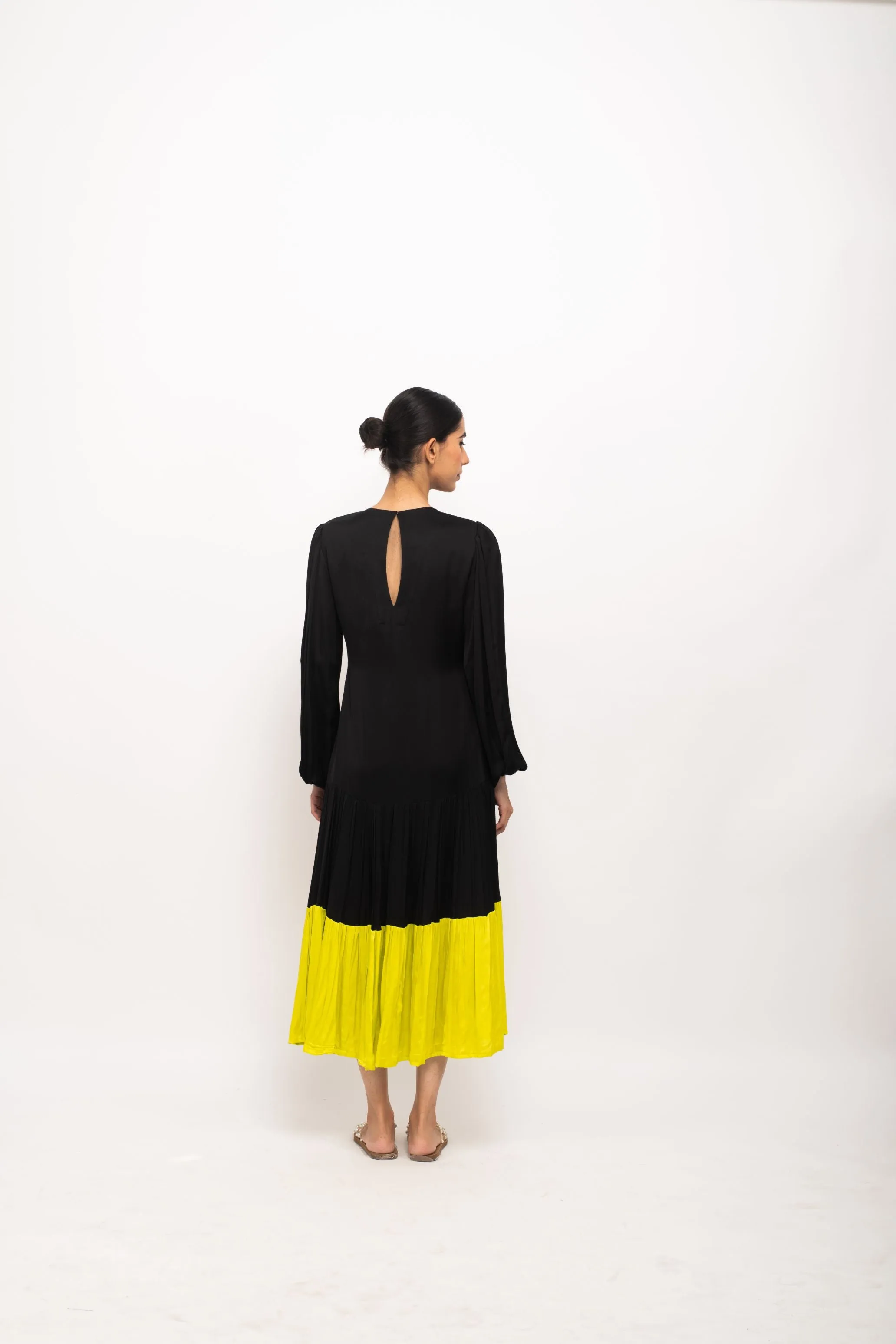 Black-Neon Gather Maxi Dress